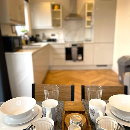 Refined Living, Wi-Fi, Balcony And Parking Apartment Rickmansworth Exterior photo