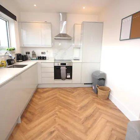 Refined Living, Wi-Fi, Balcony And Parking Apartment Rickmansworth Exterior photo
