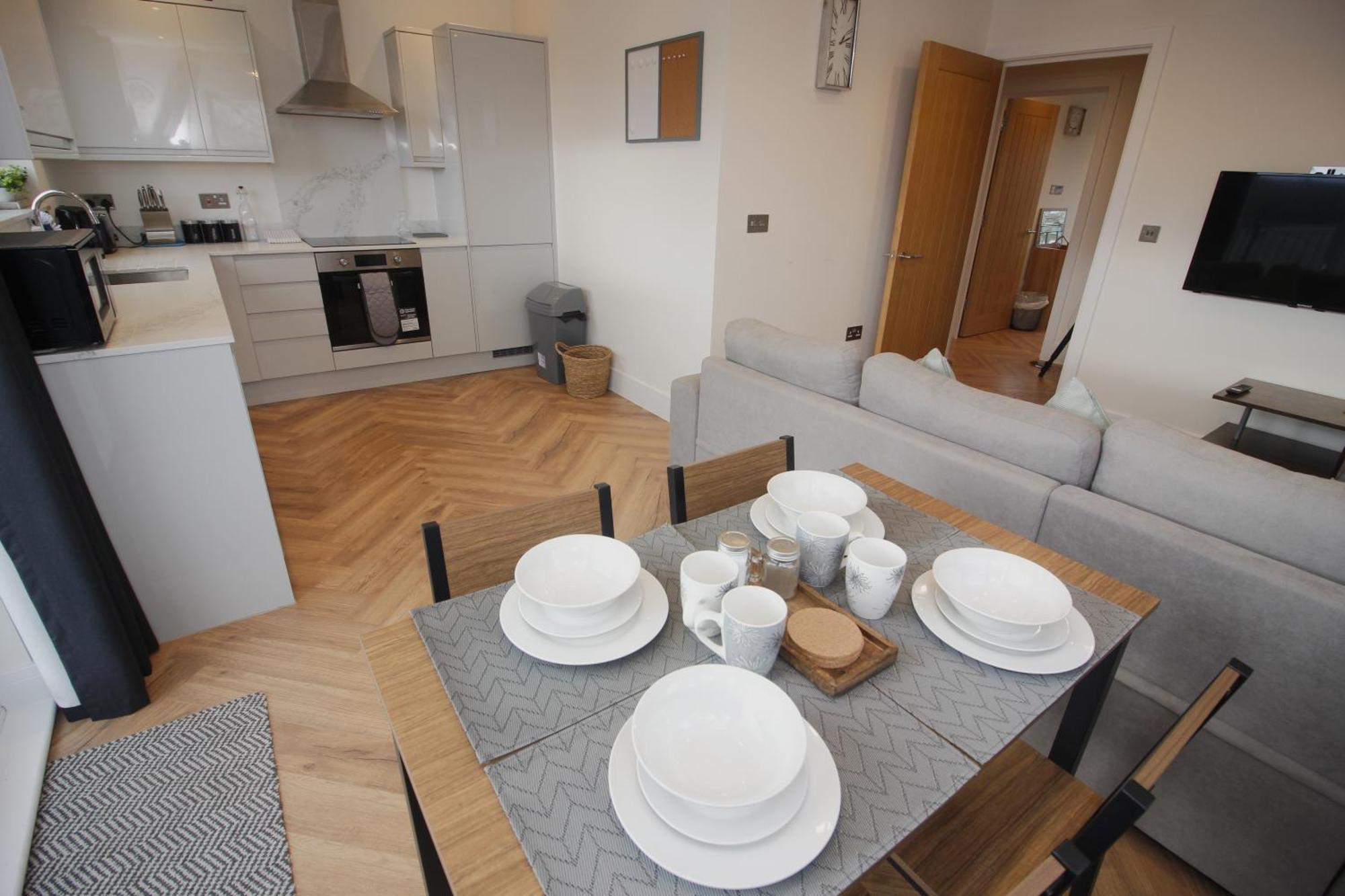 Refined Living, Wi-fi, Balcony And Parking * Rickmansworth