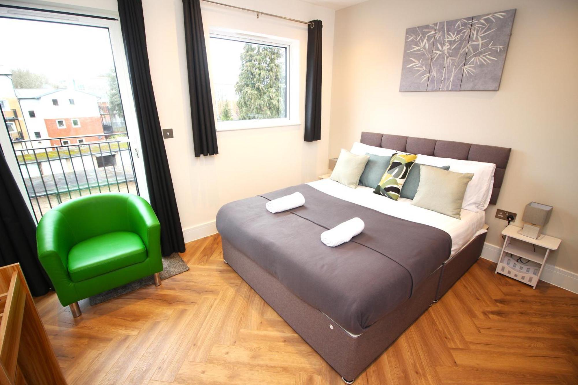 Refined Living, Wi-fi, Balcony And Parking