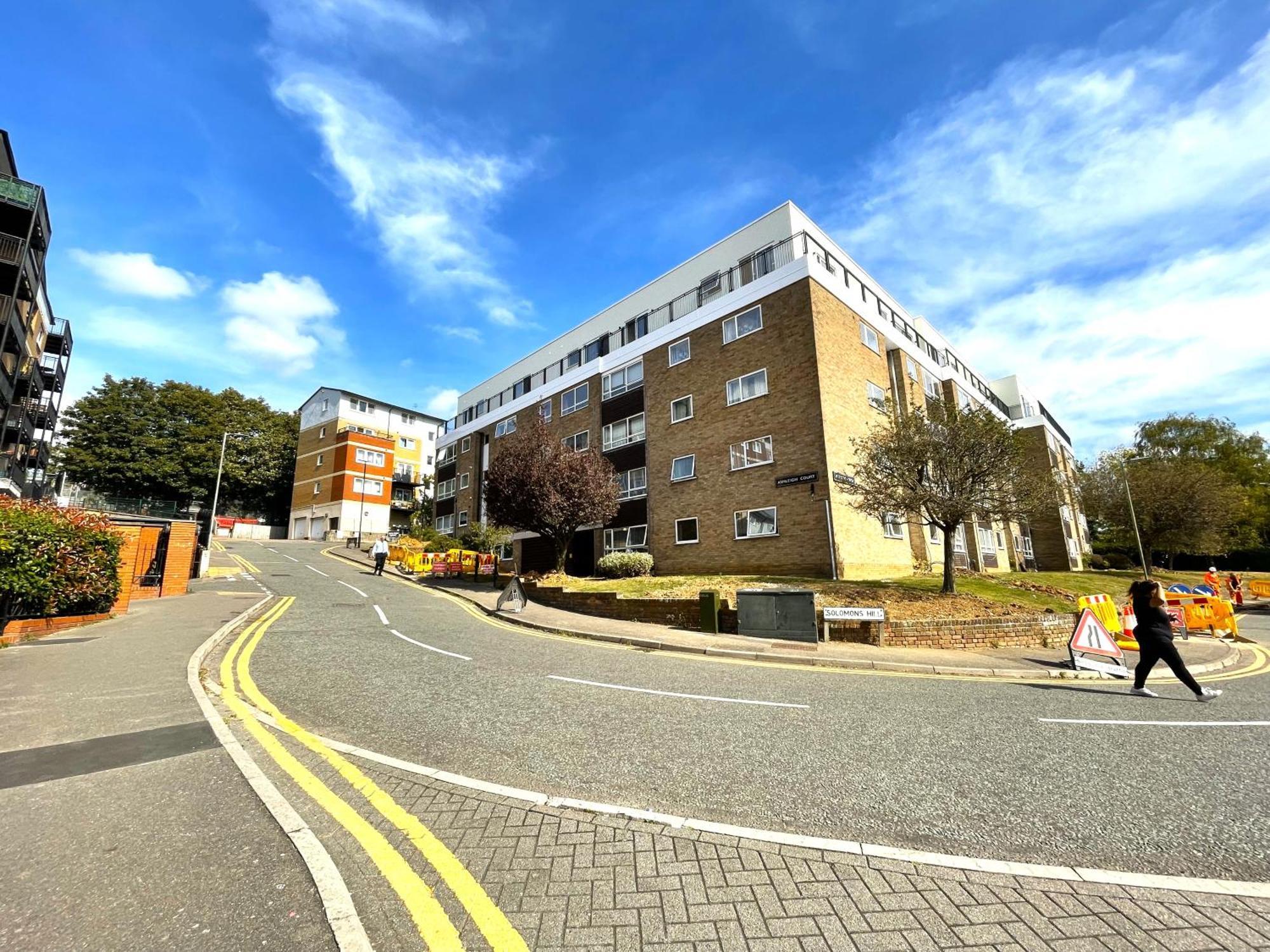 Apartment Refined Living, Wi-fi, Balcony And Parking Rickmansworth